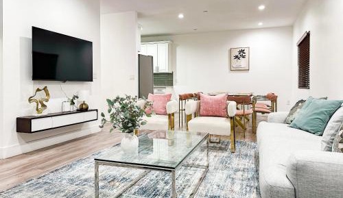 Five-Bedroom Premium Apartment