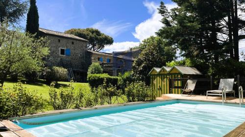Deluxe Double or Twin Room with Mountain View