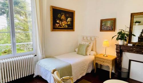 Twin Room with Private Bathroom