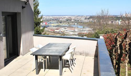 Two-Bedroom Apartment with City View