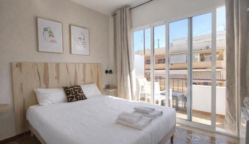 Double Room with Shared Bathroom