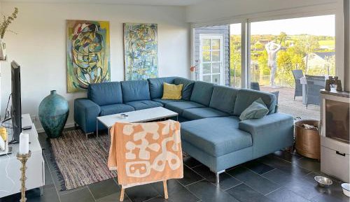 Three-Bedroom Vacation Home 
