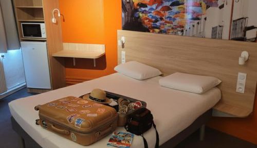 1 Double Bed