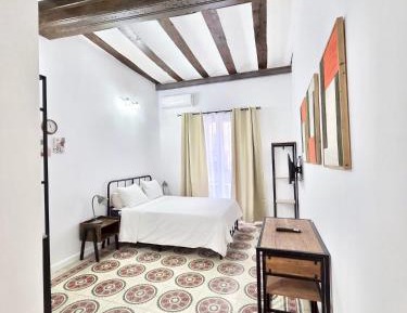 Studio with Balcony
