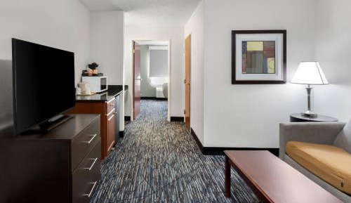 King Suite with Sofa Bed - Non-Smoking