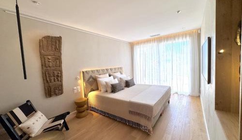 King Room with Pool View