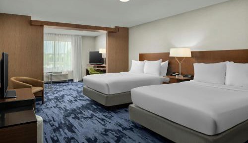 Queen Suite with Two Queen Beds, Sitting Area and Sofa Bed - Communication Assistance