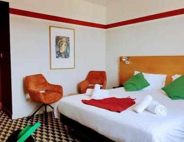 Double Room with View