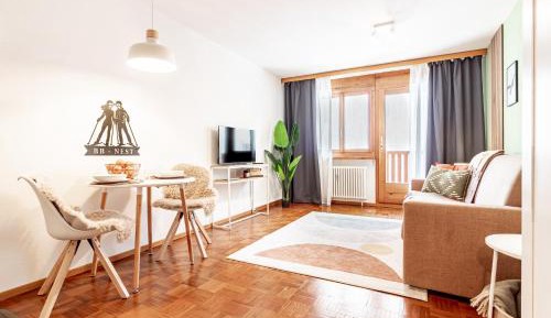 King Studio with Sofa Bed