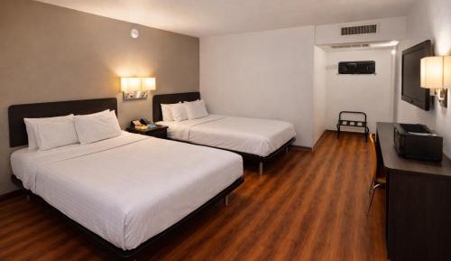 Quadruple Room - Non-Smoking