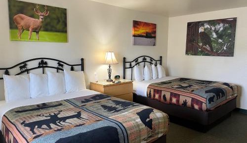 Deluxe Queen Room