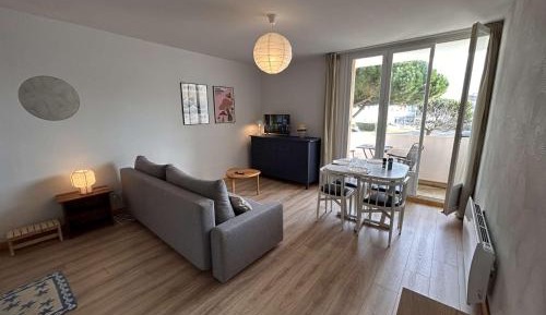 Studio Apartment with Balcony