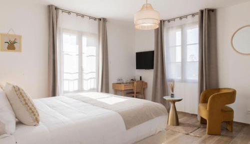 Junior Suite with Garden View