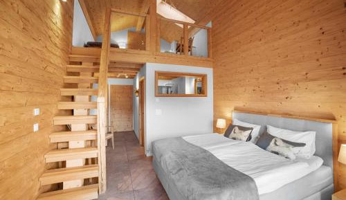 Suite with Mountain View
