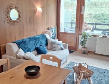 Studio Apartment with Balcony