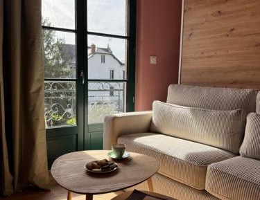 Studio with Balcony