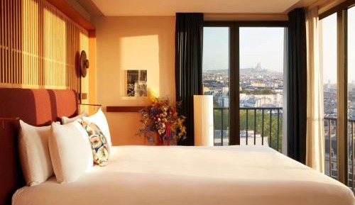 Studio Balcony Junior Suite - Paris view