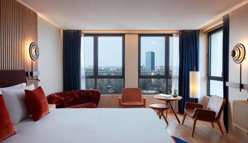 Studio Panorama Junior Suite - River Seine and Eiffel Tower view