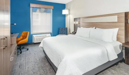 King Suite with Sofa Bed