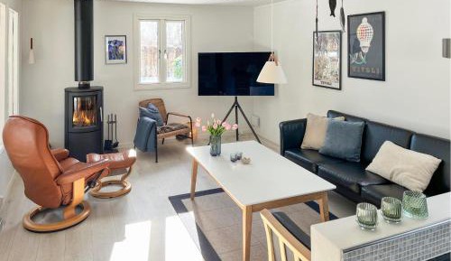 Three-Bedroom Vacation Home 