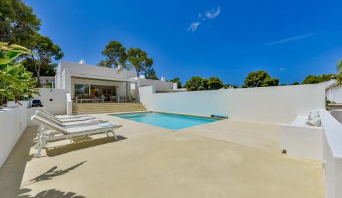 Villa with Private Pool