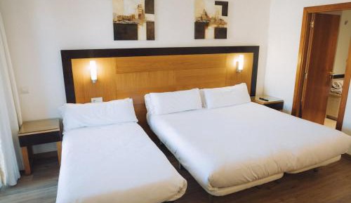 Triple Room (2 Adults + 1 Child)