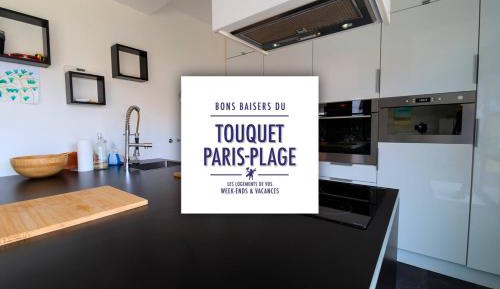 Villa with Garden View