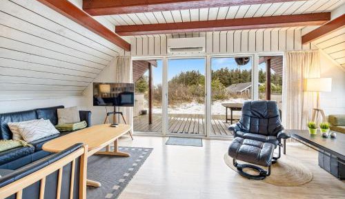 Three-Bedroom Vacation Home 