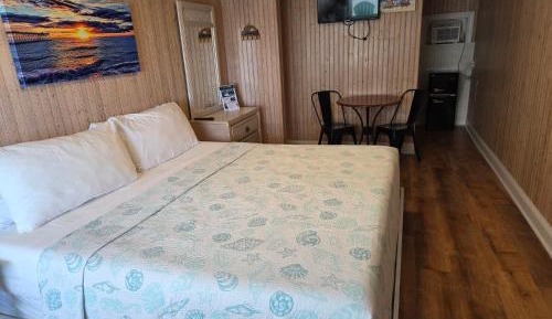 King Room with Side Ocean View #12