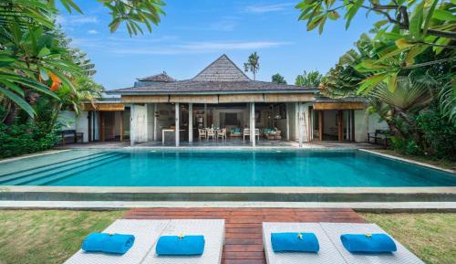 Villa with Private Pool