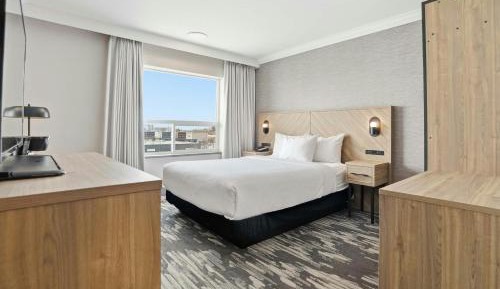 Standard Room, 1 Queen Bed