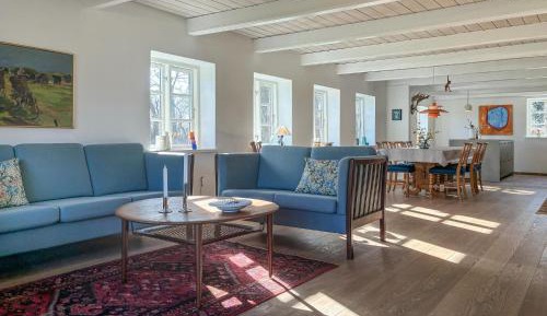 Three-Bedroom Vacation Home 