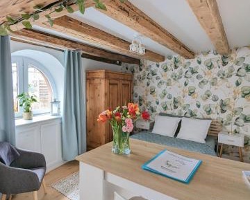 Studio Apartment with One Double Bed