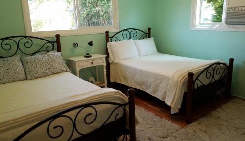 Double Room with Shared Bathroom