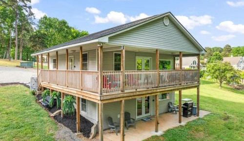 Two-Bedroom Townhouse