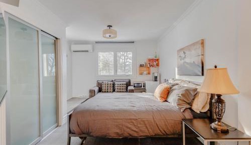 One-Bedroom Apartment - Non-Smoking