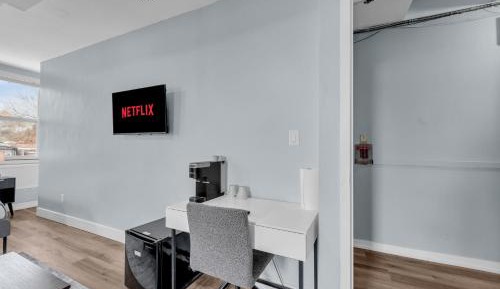 King Studio with Sofa Bed