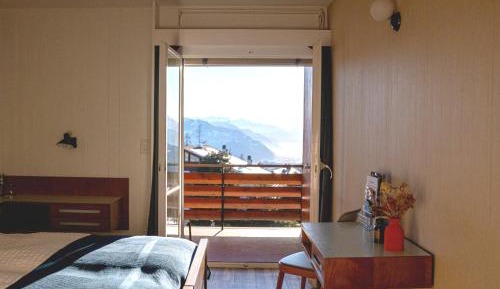 Double Room with Mountain View