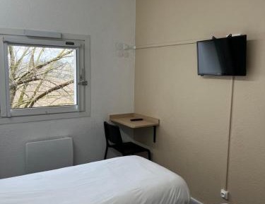 Twin Room with Shared Bathroom
