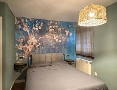 Four-Bedroom Deluxe Apartment