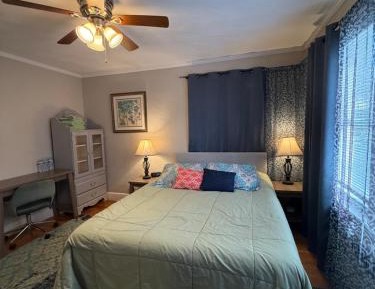 Queen Room with Shared Bathroom