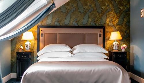 Duplex Room