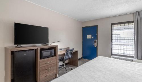 King Room - Non-Smoking