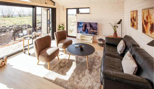 Three-Bedroom Townhouse