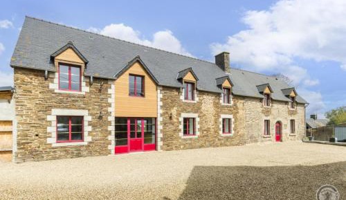 5 bedroom Townhouse