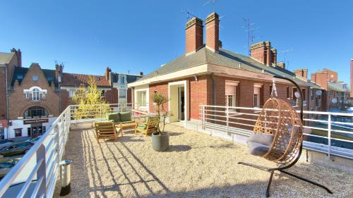 Two-Bedroom Apartment with Terrace
