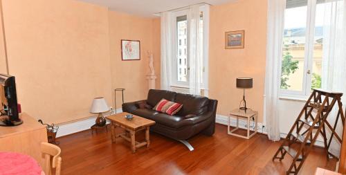 Superior One-Bedroom Apartment