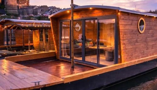 Family Cabin on Boat