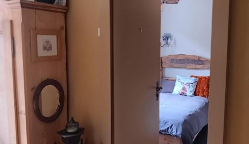 Single Room with Private Bathroom