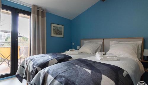 Deluxe Room 2